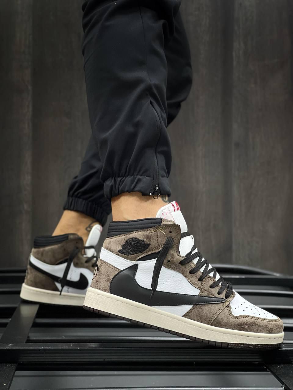 Travis Scott x Air Jordan 1 Retro High