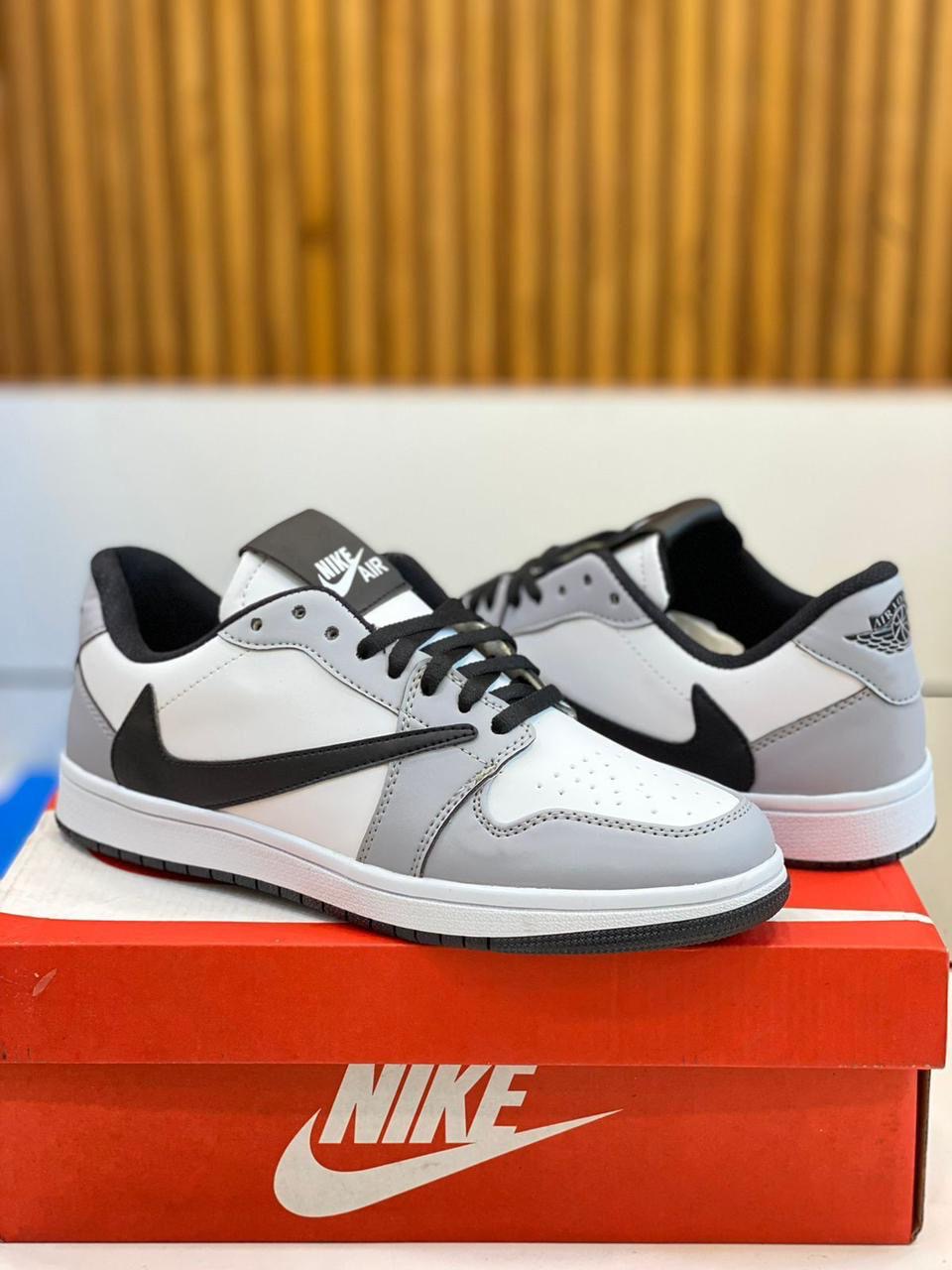 Nike Travis Scott Low