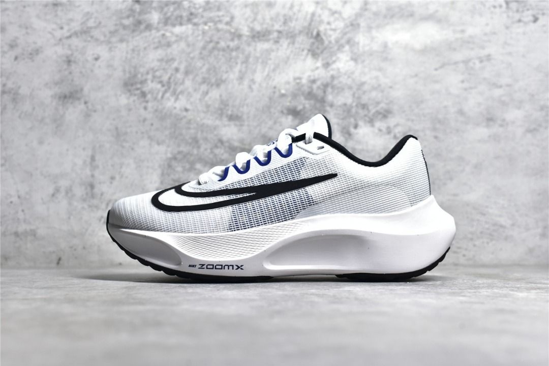 Nike Zoom FLY - 5